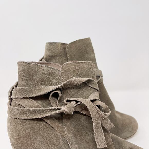 Steve Madden Womens 7 Taupe Loreen Suede Leather Tie Strap Ankle Booties Almond - Picture 5 of 12